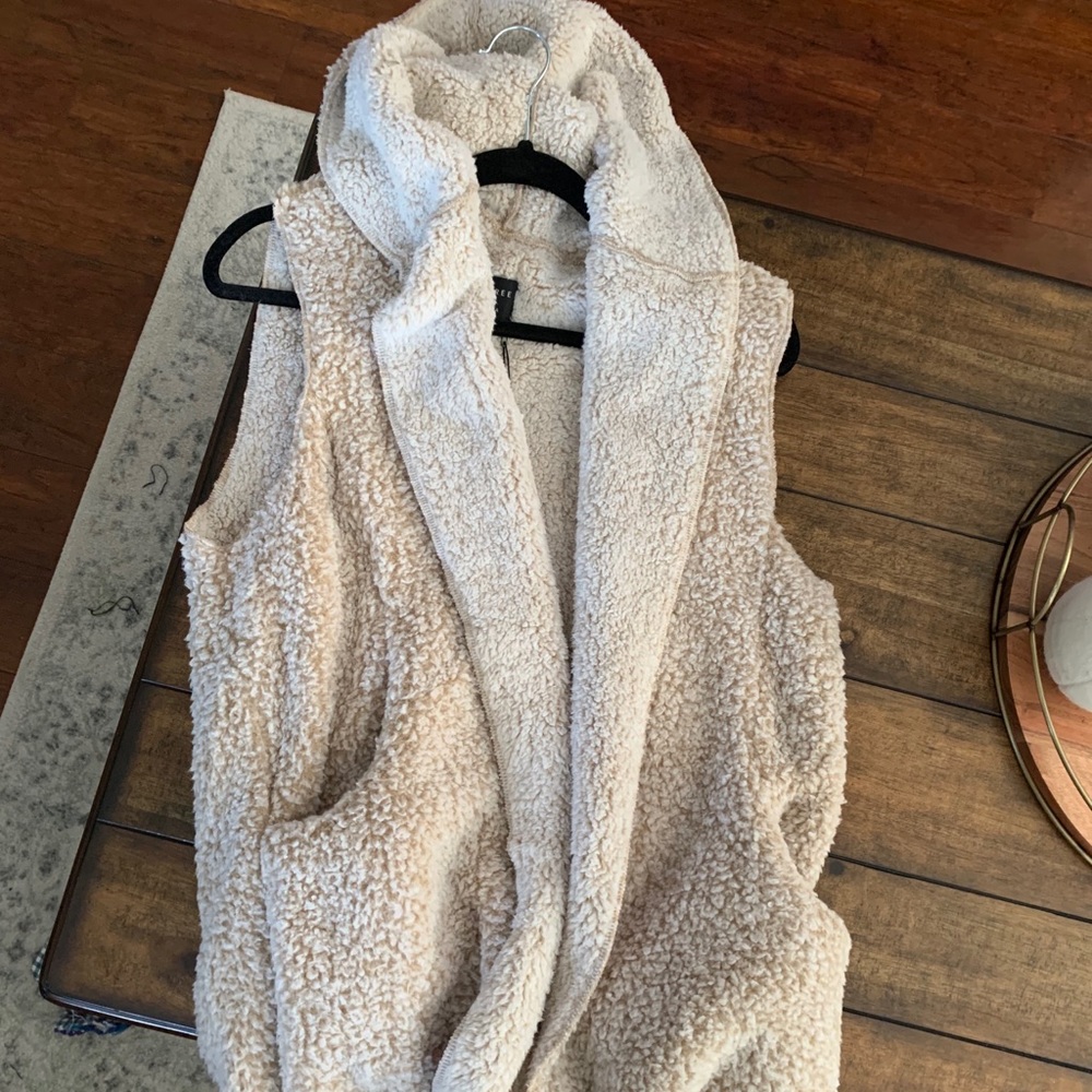 Sherpa vest